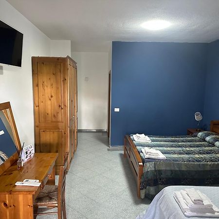 Aparthotel Le Stanze Del Mare Golfo Aranci Zewnętrze zdjęcie