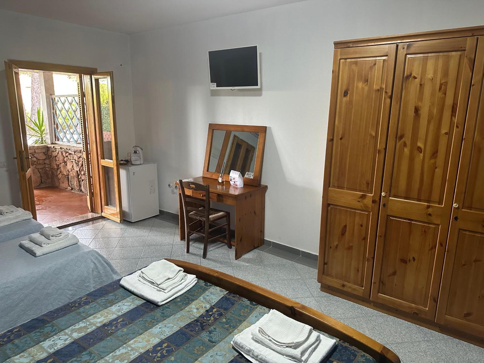 Aparthotel Le Stanze Del Mare Golfo Aranci Zewnętrze zdjęcie