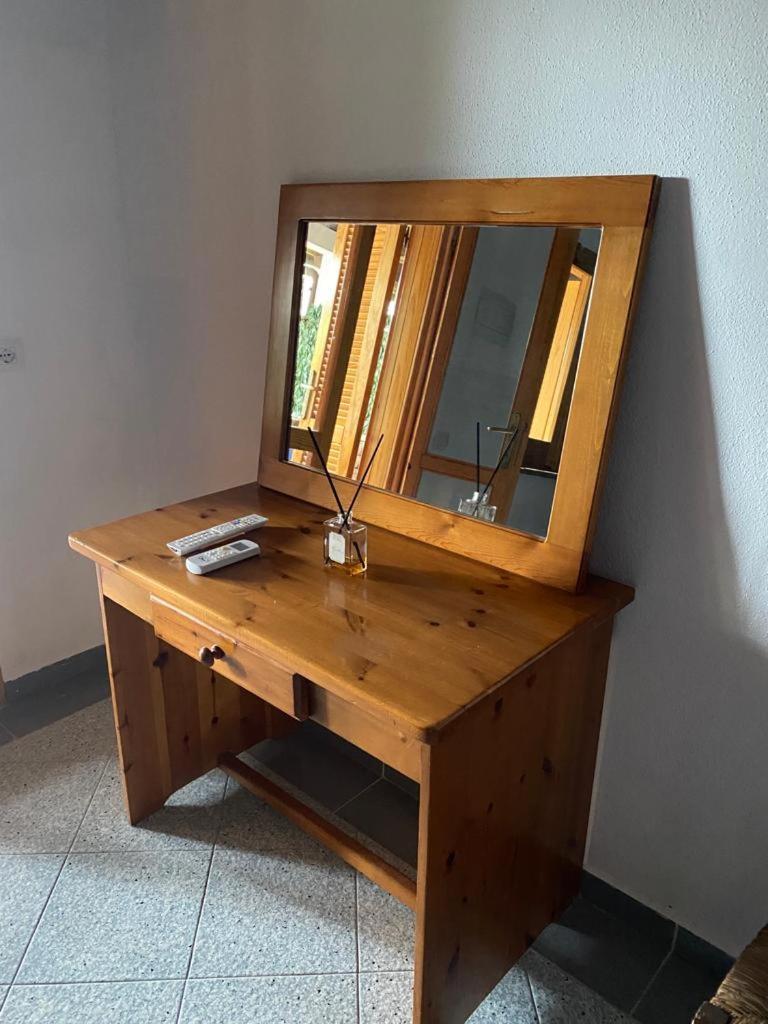Aparthotel Le Stanze Del Mare Golfo Aranci Pokój zdjęcie